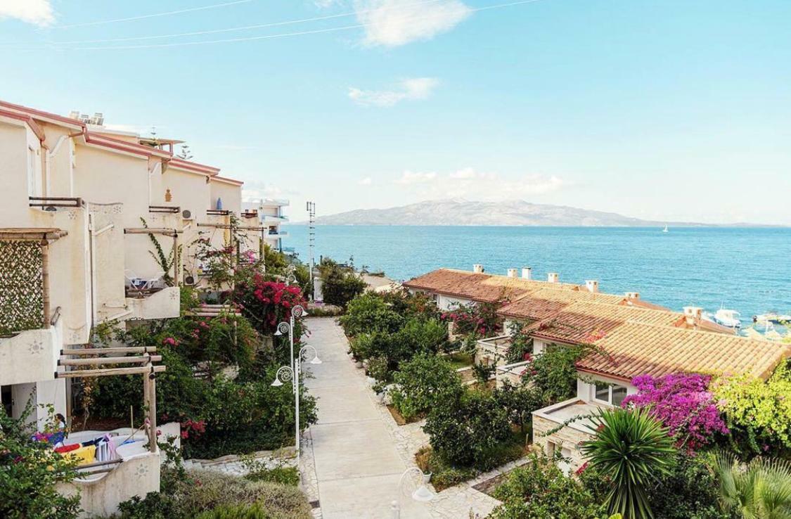 Villa 23 On The Bay Саранде Екстериор снимка